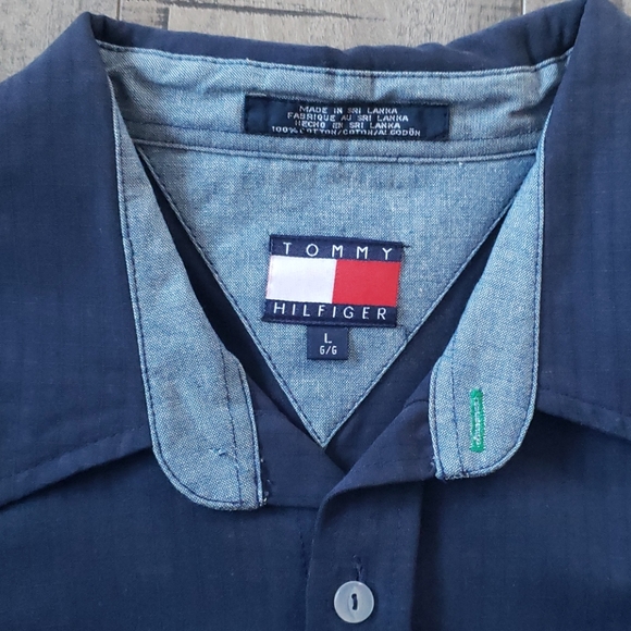 Button up shirt - Picture 3 of 5